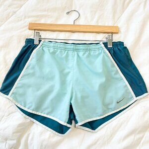Nike Dri-FIT Tempo Running Shorts Women’s Small Teal Aqua Blue Activewear